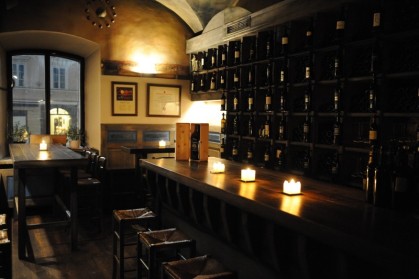 Interior doWine bar, onde você pode provar e comprar os vinhos da Movia.